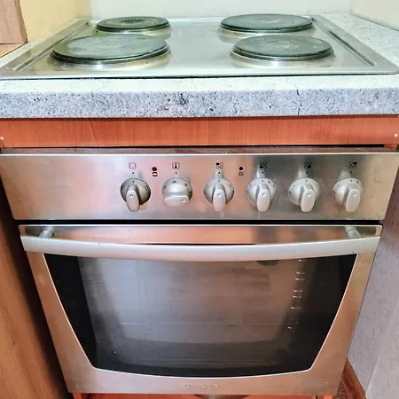 Daire The Square - Old Flat With 2 Bedrooms, 1st Fl