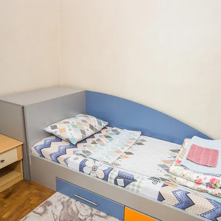 The Square - Old Flat With 2 Bedrooms, 1st Fl * Burgaz