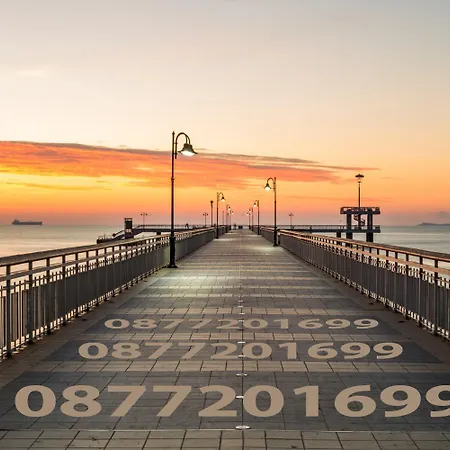 The Square - Old Flat With 2 Bedrooms, 1st Fl