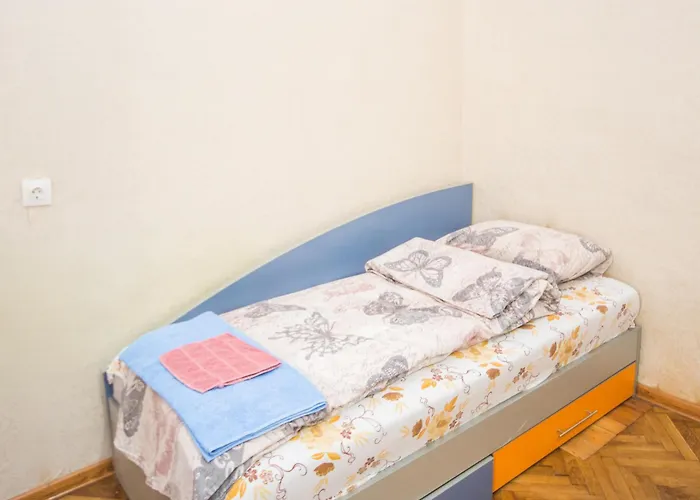 Apartament The Square - Old Flat With 2 Bedrooms, 1st Fl *