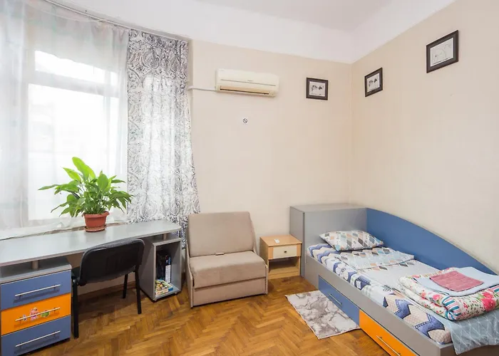 The Square - Old Flat With 2 Bedrooms, 1st Fl Apartament Burgas City